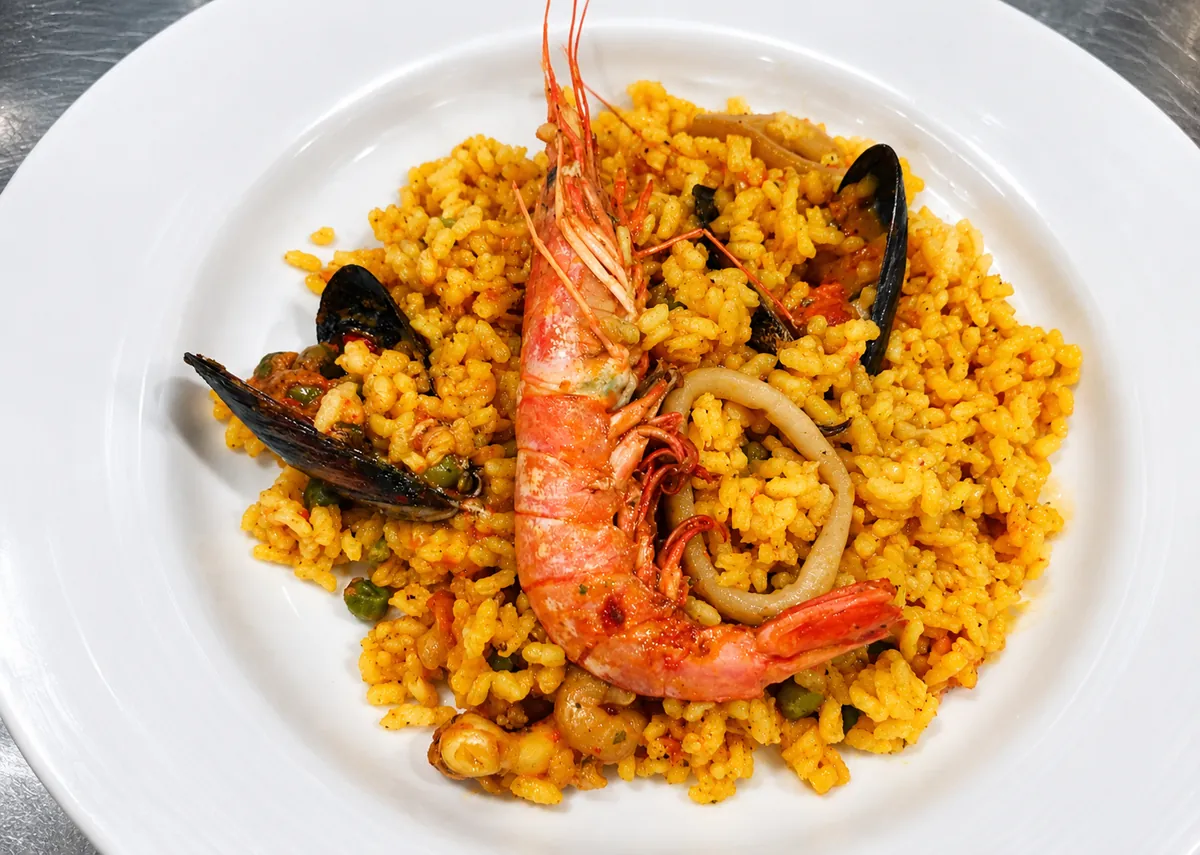 Arròs de marisc amb escamarlans i musclos